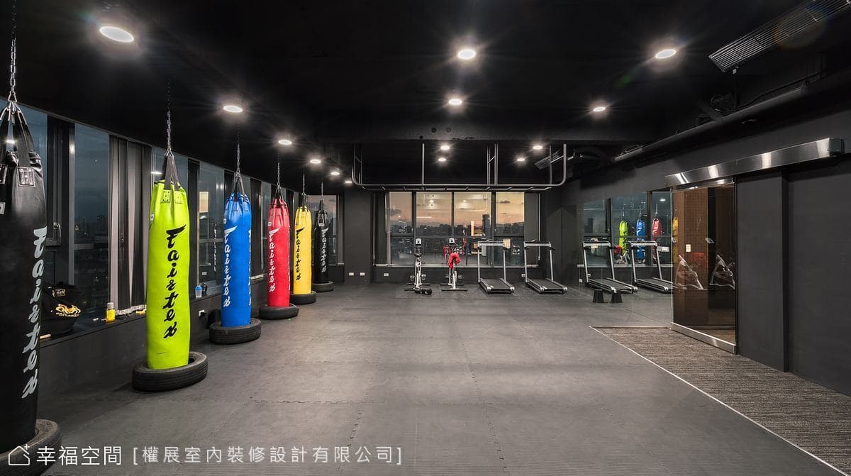 奢華會所 內蘊現代精緻