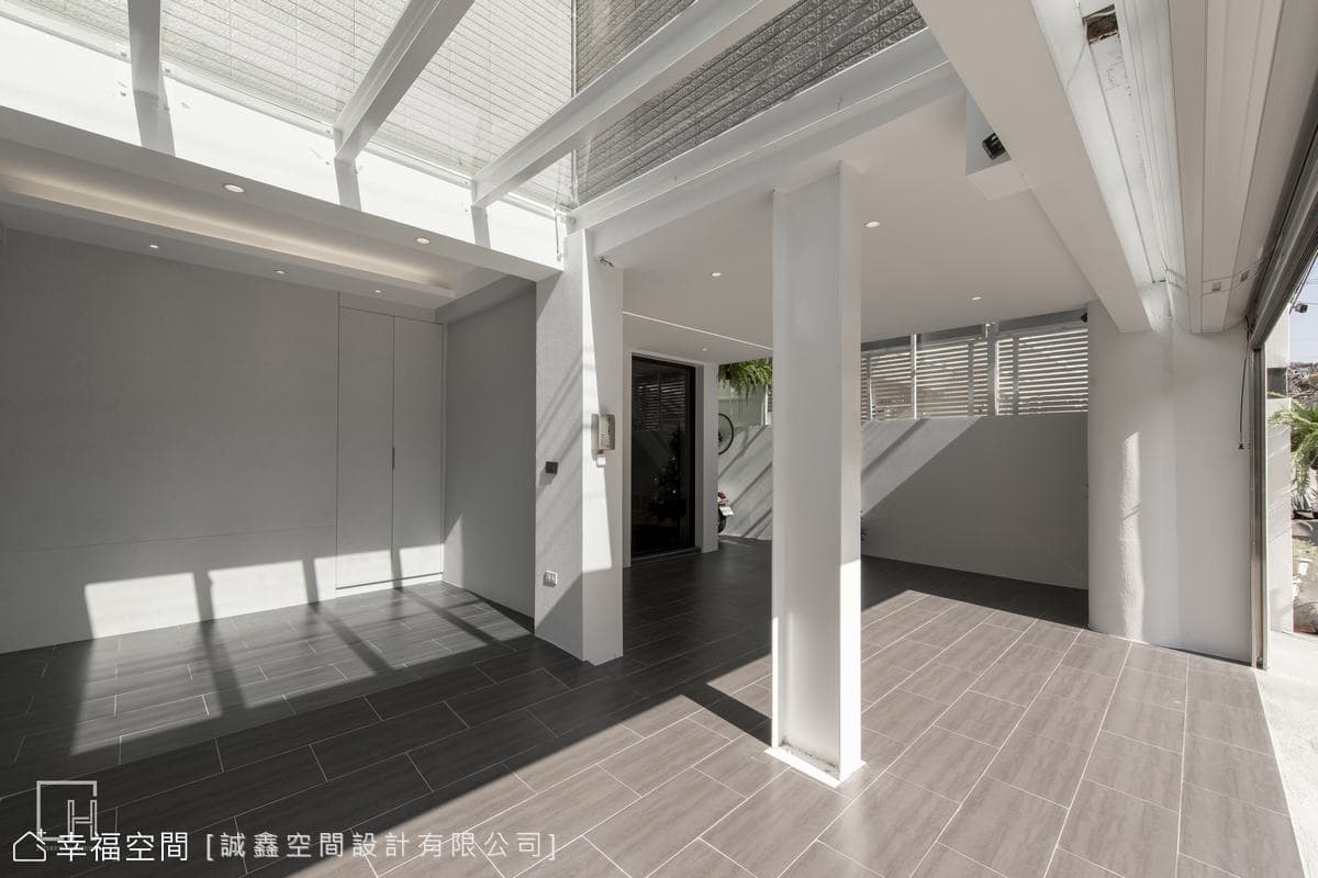 老屋翻新住辦現代風質感宅│35坪