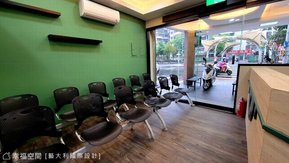 聖康中醫診所│40年老屋翻新 簡約明亮診療空間│25坪