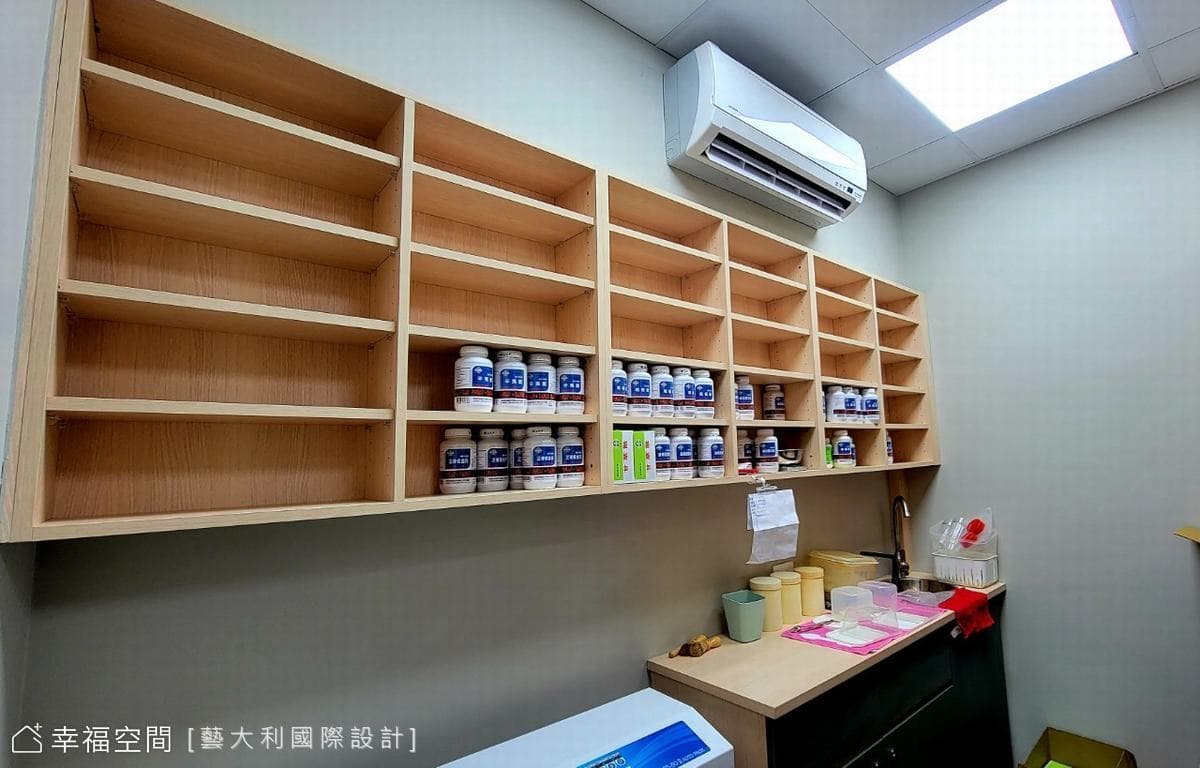 聖康中醫診所│40年老屋翻新 簡約明亮診療空間│25坪