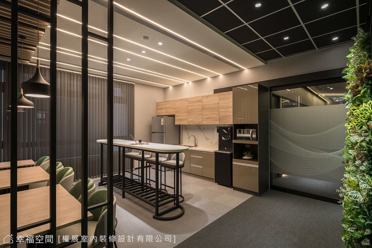 線構光譜連結精彩未來｜現代休閒｜101坪