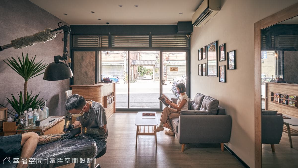 新黑魂格調｜紋身工作室｜工業風｜8坪
