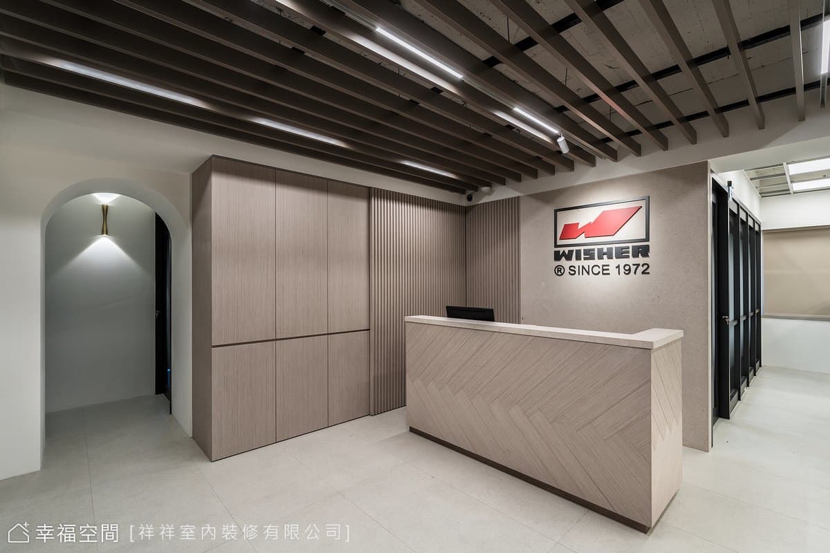 木韻質地勾勒沉穩辦公氛圍│現代風│196坪